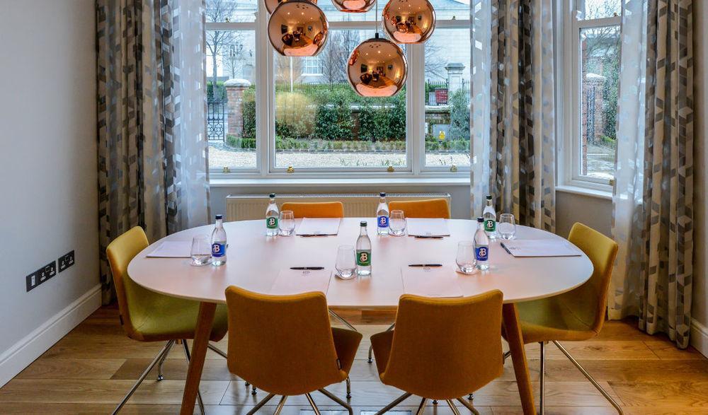 Premier Suites Dublin, Ballsbridge Buitenkant foto
