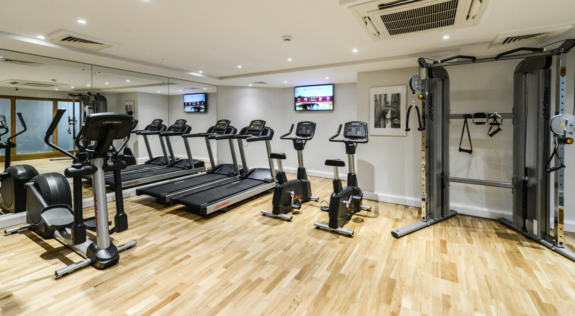 Premier Suites Dublin, Ballsbridge Buitenkant foto